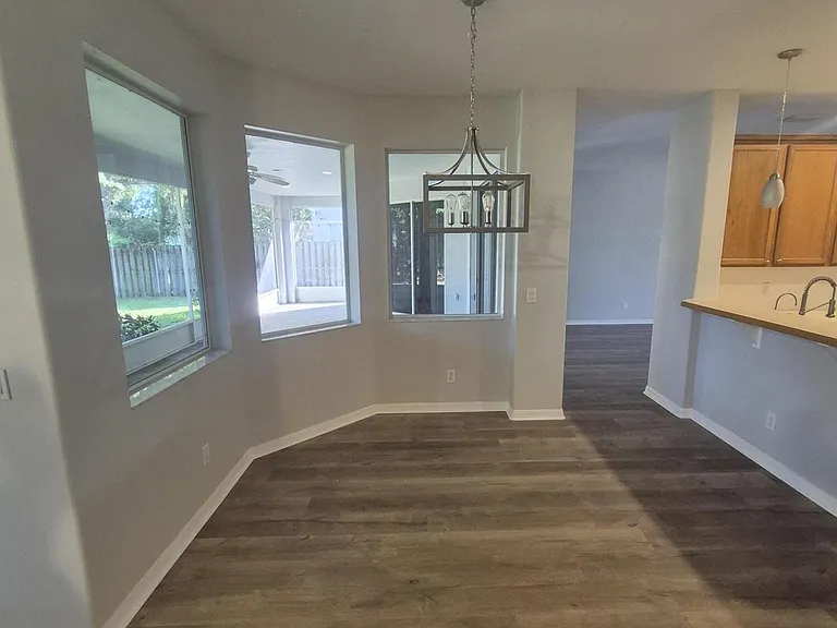 3733 Stream Dr — Photo 6