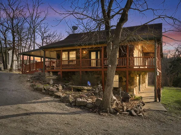 25998 County Road 262, Hermitage, MO 65668