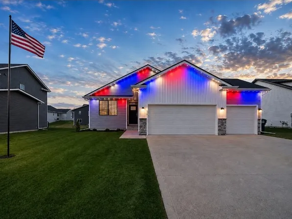 628 NE 56th St, Ankeny, IA 50021