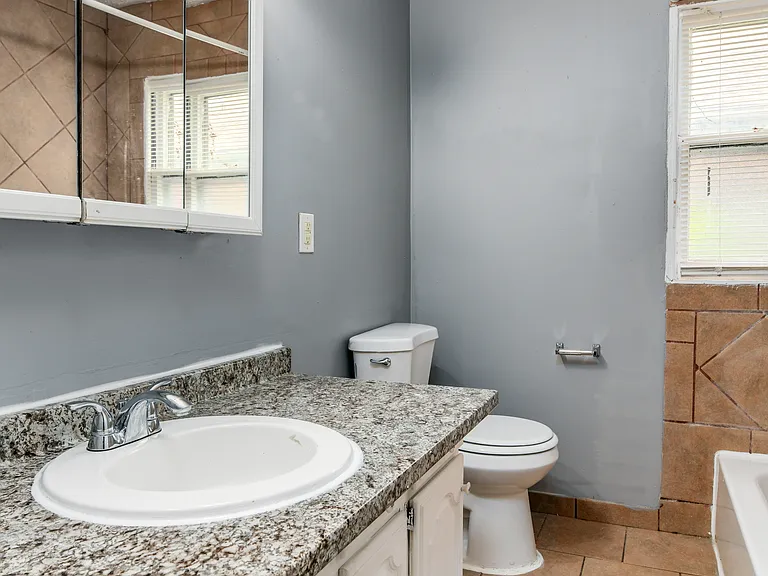 11262 Courville St — Photo 15