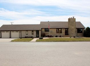 705 E Cedar St, Ness City, KS 67560
