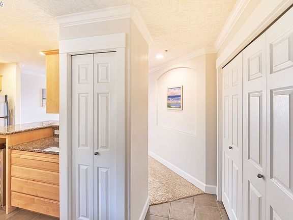 4th image of 2815 Willows Rd