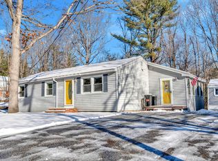 9 Lawrence St, Springvale, ME 04083