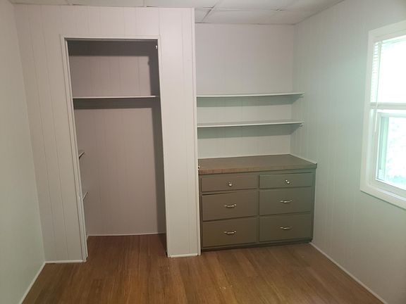 2nd image of 658 Lake Michigan Dr NW #1