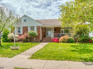 505 Southwick St, Raritan, NJ 08869