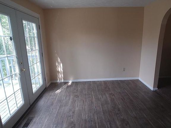 4th image of 1297 Sweetbay Pl