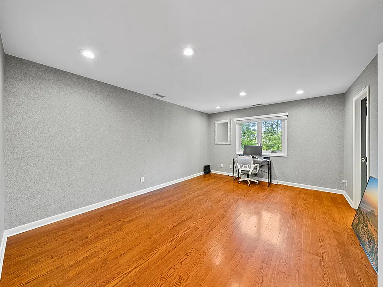 172 Truman Dr — Photo 42