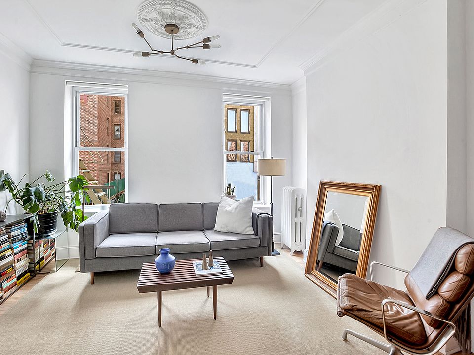 1st image of 425 Lincoln Pl APT 2L