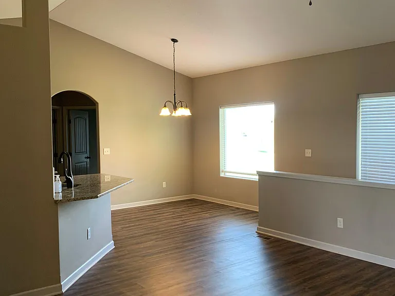 14302 W Willoughby Cir — Photo 10
