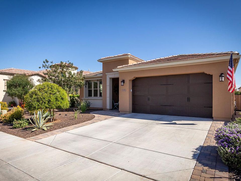 1st image of 115 E Atacama Ln