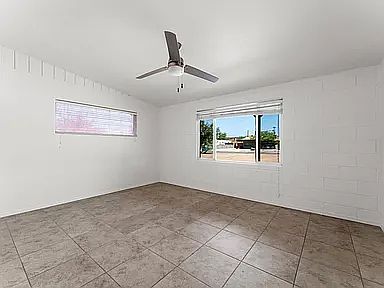 4th image of 3329 E Greenway Ln