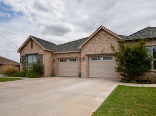 2001 102nd St #B, Lubbock, TX 79423