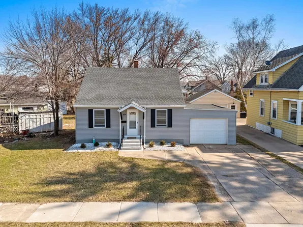 324 Doty St, Kaukauna, WI 54130