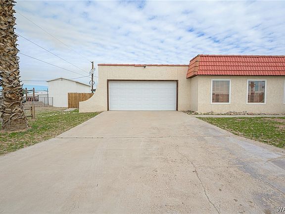 3rd image of 1451 E Camino Viejo