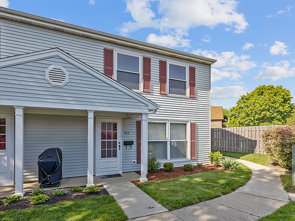 2nd image of 783 Wellington Ave #27