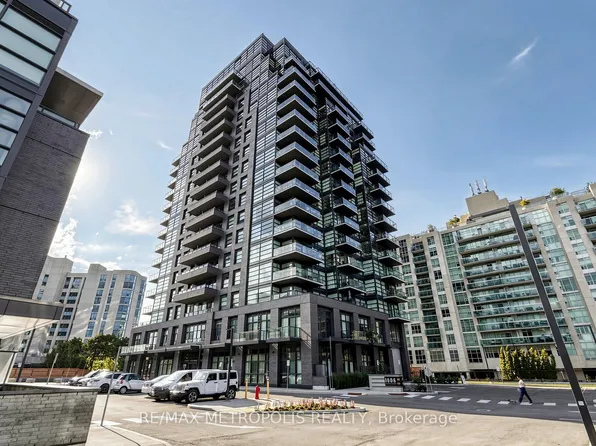 1606 Charles St #1707, Whitby, ON L1N 0P1