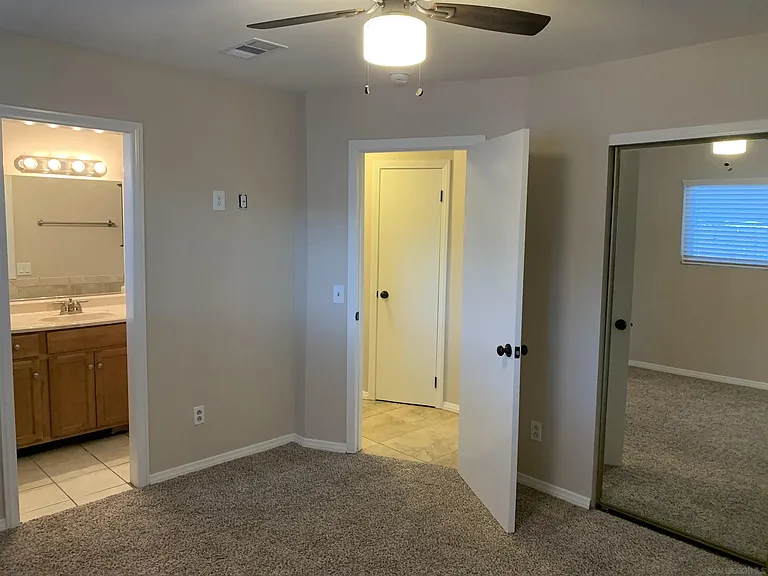 10343 Lunar Ln — Photo 14