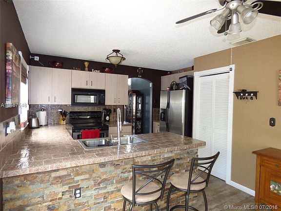 5th image of 1235 NW 125th Ter