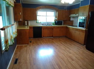 8064 State Road C, Fulton, MO 65251