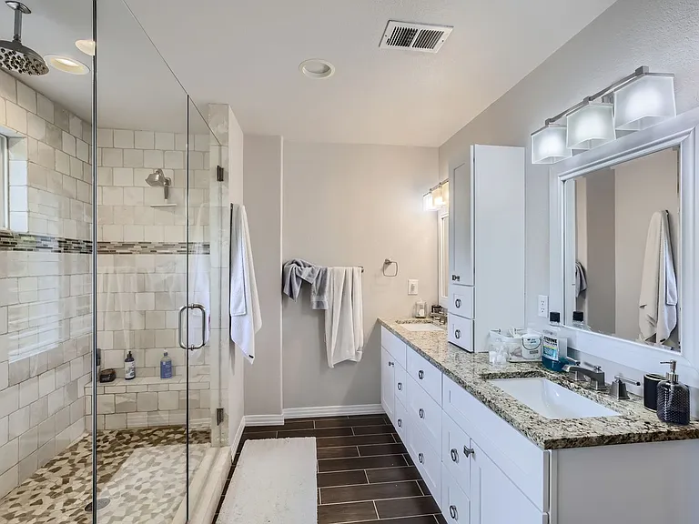 7215 Spring Creek Cir — Photo 15