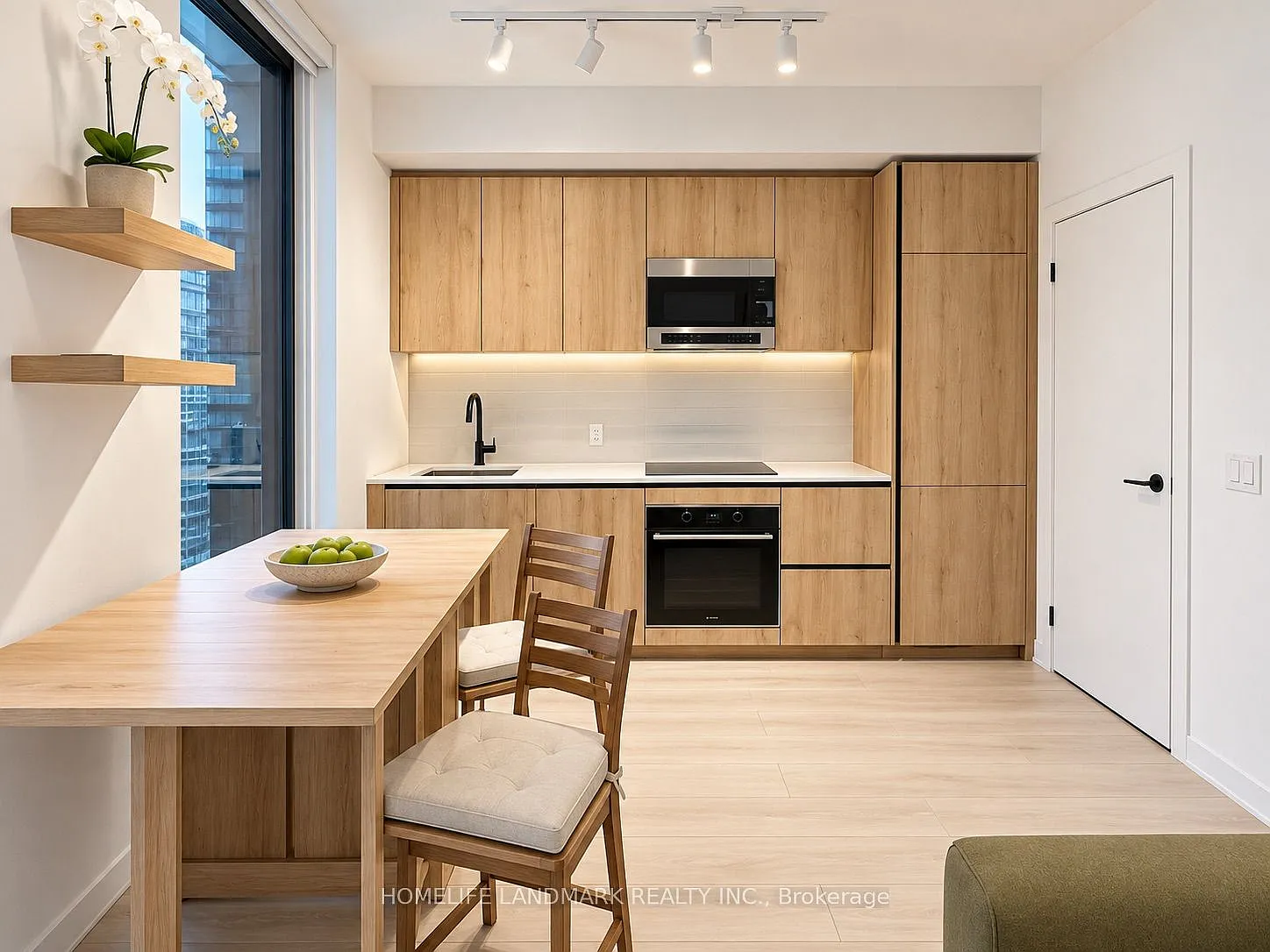 Studio, $2,250 — Photo 4