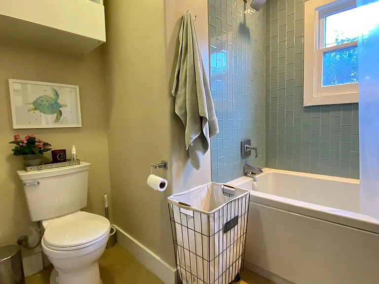 533 S Walnut Ave — Photo 12