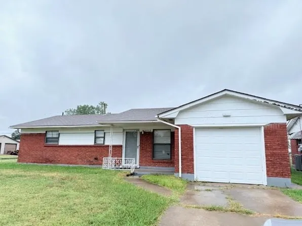 4902 NW Pollard Ave, Lawton, OK 73505
