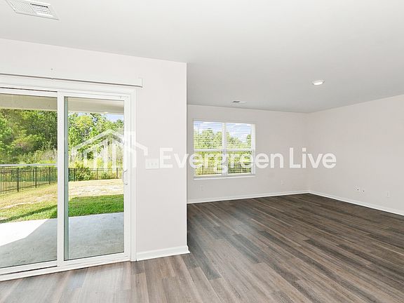 3rd image of 1169 Ridgeford Dr