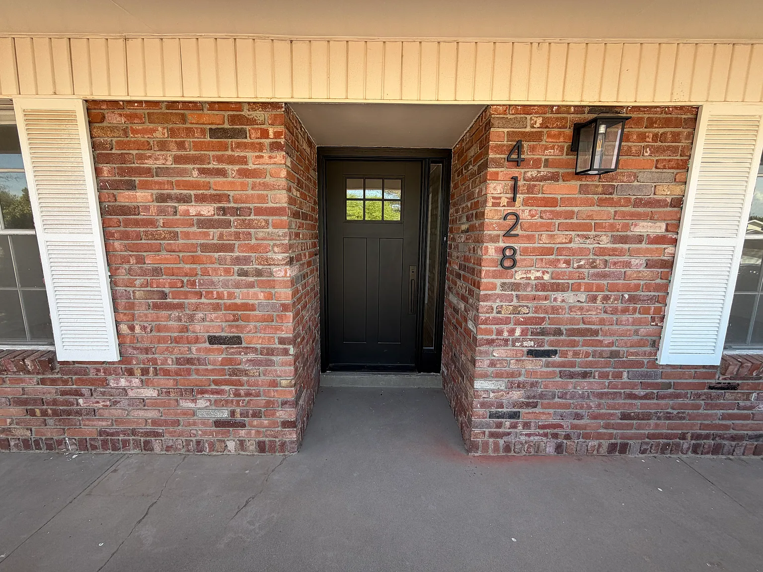 3 bed, 2198 sqft, $2,375 — Photo 3