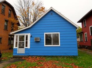 128 E Peck St, Negaunee, MI 49866