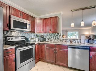 330 NE 26th Ave APT 115, Boynton Beach, FL 33435