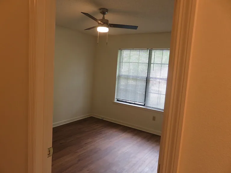 432 Merlin Way — Photo 11
