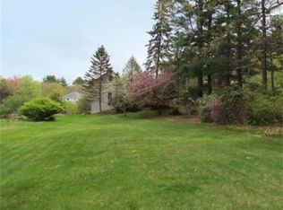 60 Cartwright Rd, Wellesley, MA 02482