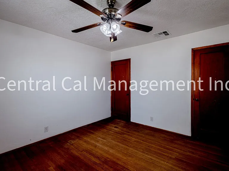 627 Hood Dr — Photo 16