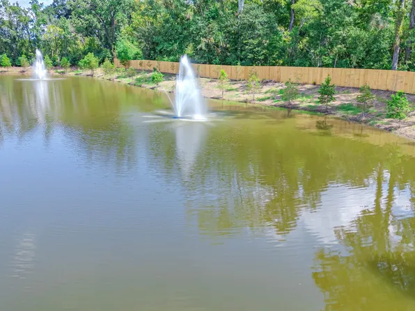 1752 Tiger Crossing Dr, Baton Rouge, LA 70810