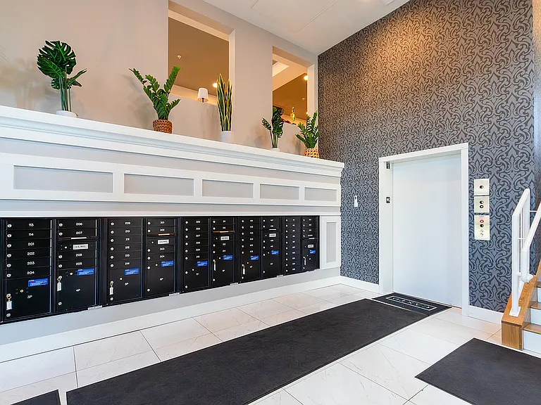 MQ Lobby