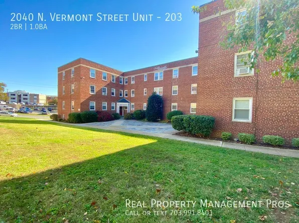 2040 N Vermont St APT 203, Arlington, VA 22207