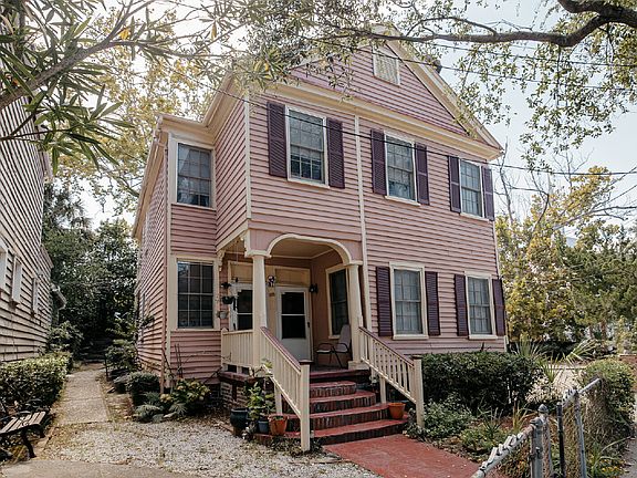 2nd image of 139 Alexander St