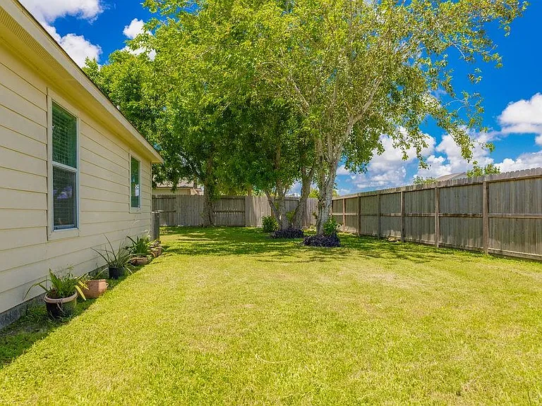 9514 Amberjack Dr — Photo 46