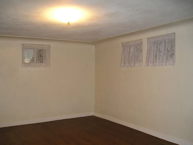 1727 8th Ave N #3 — Photo 4