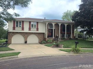 5808 N Imperial Dr, Peoria, IL 61614