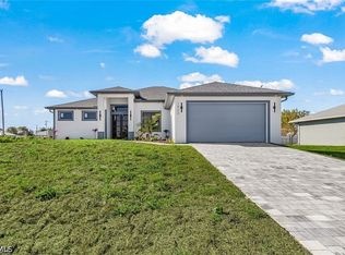 1900 NW Embers Ter, Cape Coral, FL 33993