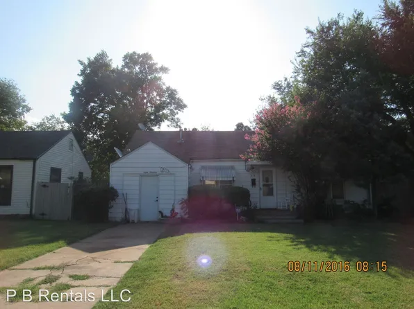 819 NW 17th St, Lawton, OK 73507