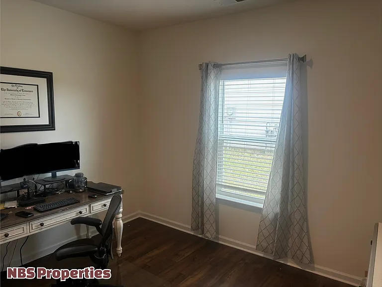 12308 Manhattan Ln — Photo 19