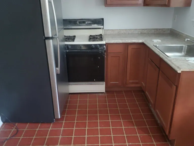 3506 Maywood Ln — Photo 3