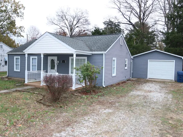 1904 S 30th St, Terre Haute, IN 47803