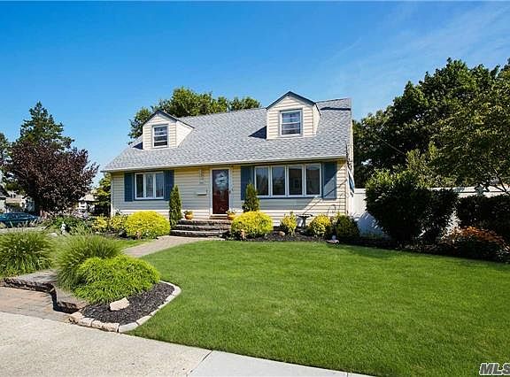 2nd image of 1 Cornell Ave