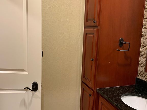 4th image of 6014 Pedernales Dr