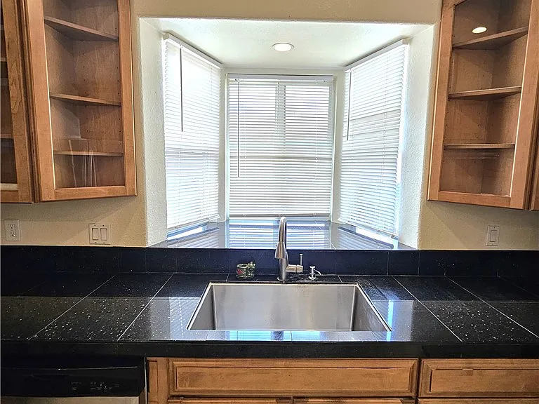 609 Lorena Ave — Photo 14