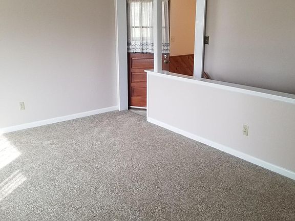3rd image of 2707 Diplomat Dr